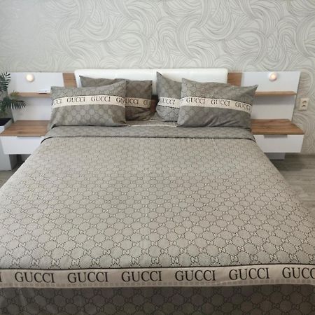 Apartmán Zlata De Luxe Ivano-Frankivsk Exteriér fotografie