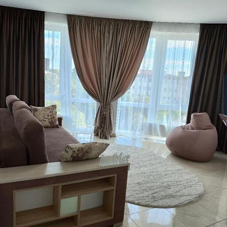 Apartmán Zlata De Luxe Ivano-Frankivsk Exteriér fotografie