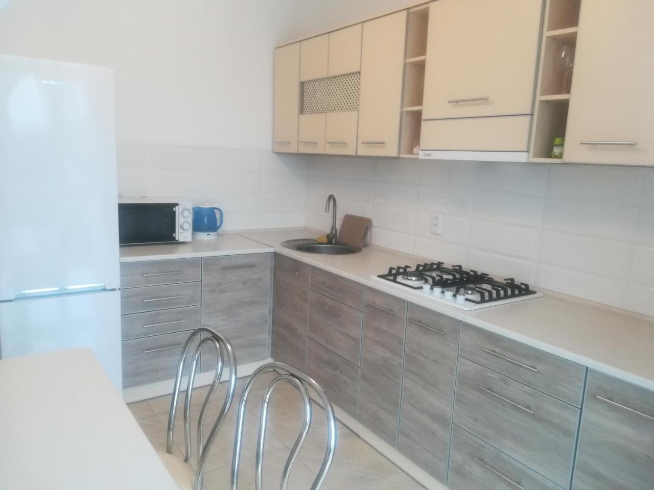 Apartmán Zlata De Luxe Ivano-Frankivsk Exteriér fotografie